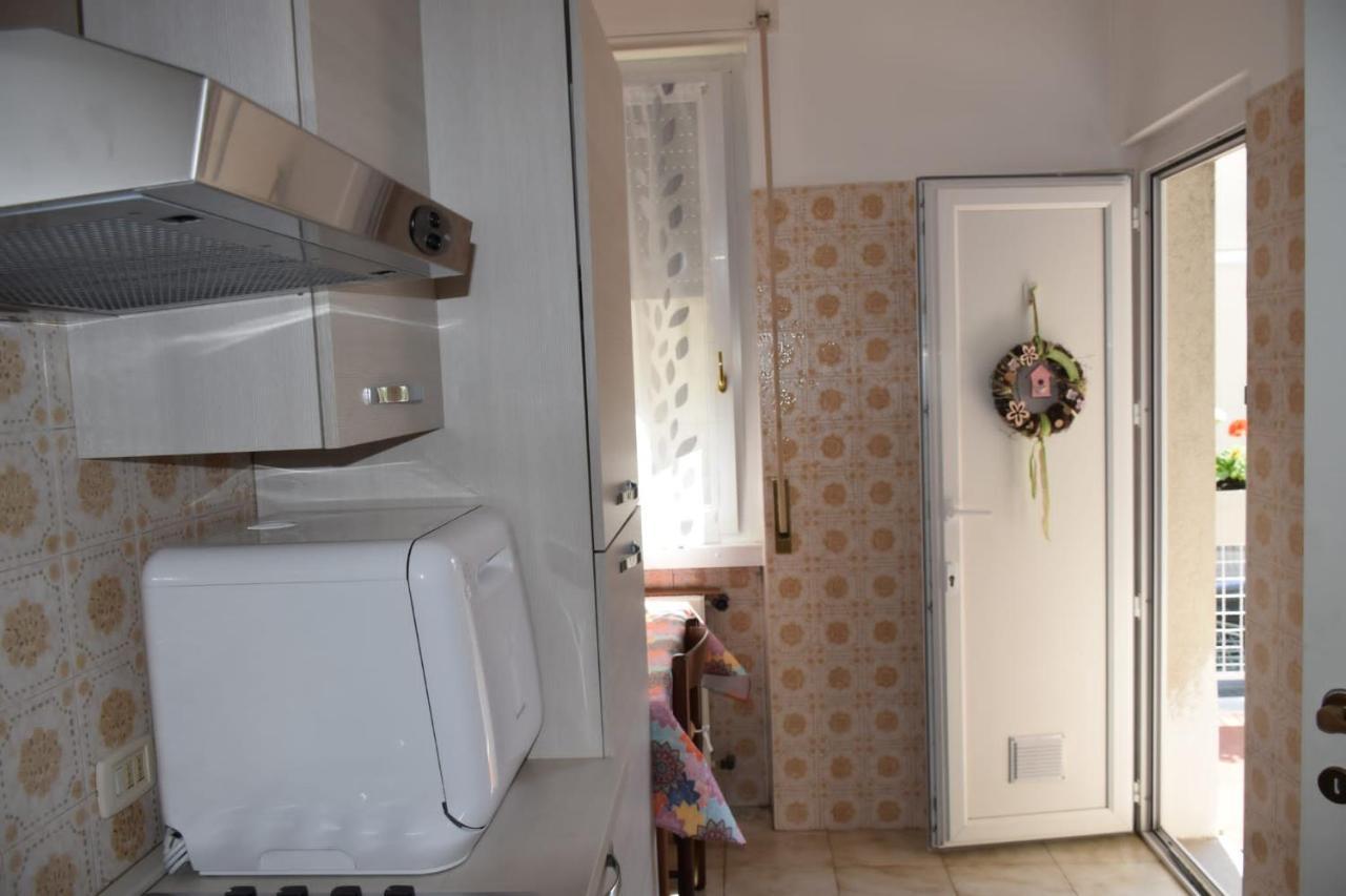 コモCasa Vacanze Serenaアパートメント エクステリア 写真